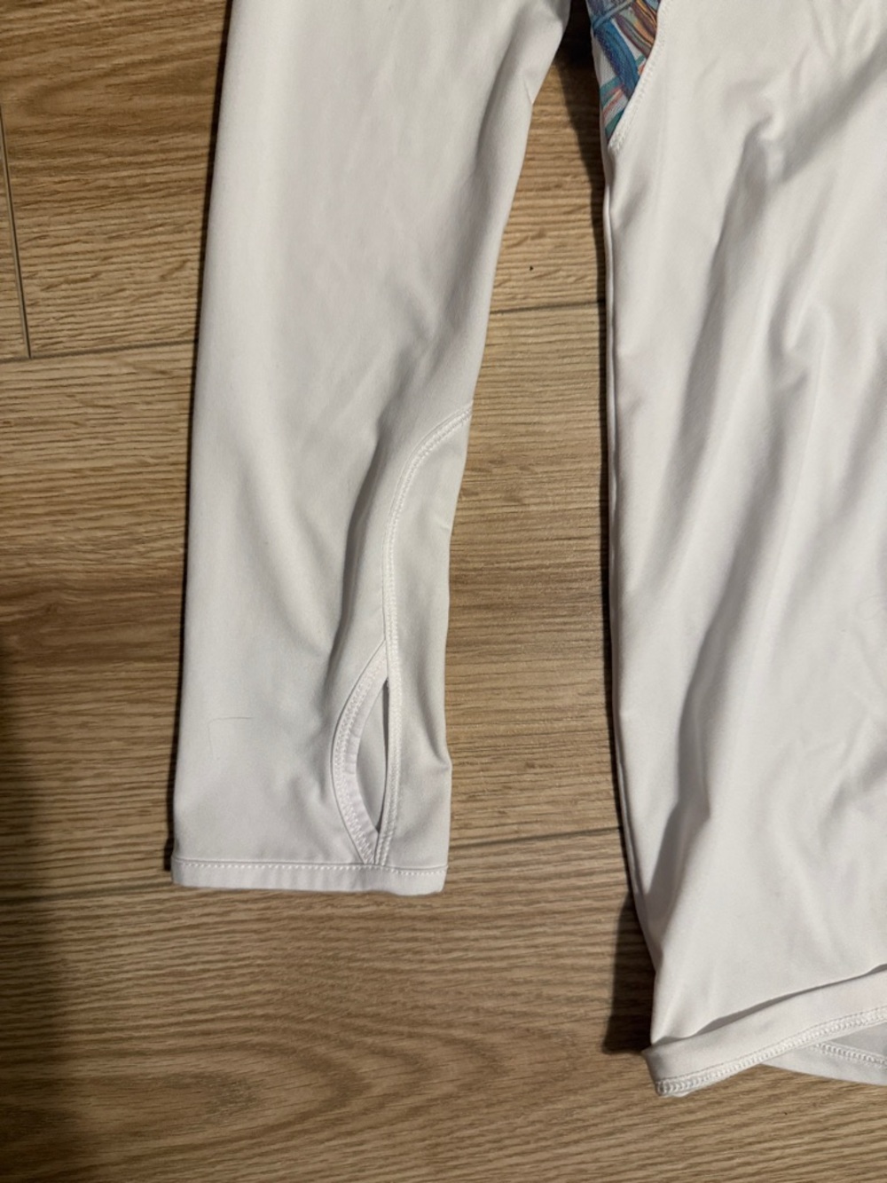 Reel Legends White Long-Sleeve Performance Top with Multicolor Palm Trim - Picture 5 of 9